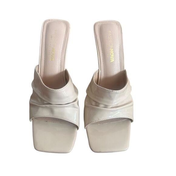 Fashion Nova Amala Patent Cinched Toe Slip On Heels Size 8.5 - Picture 7 of 16